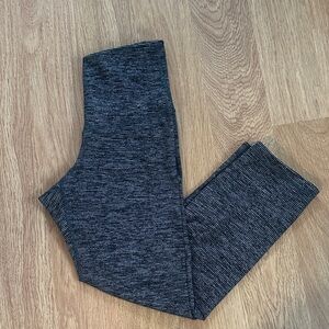 Old Navy Women's Black and Gray Leggings